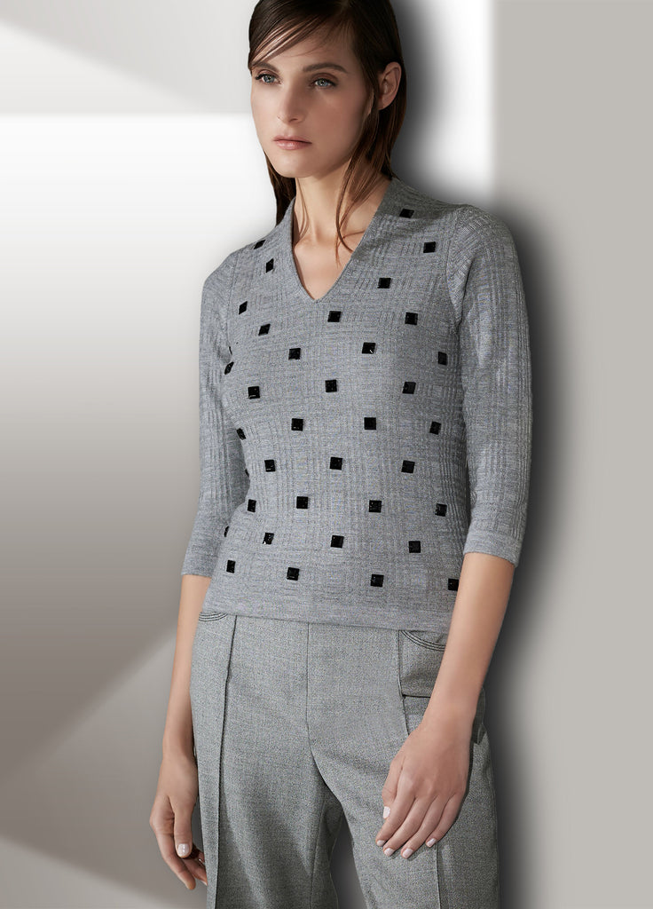 Cashmere textured v-neck in pearl grey with black glass beads