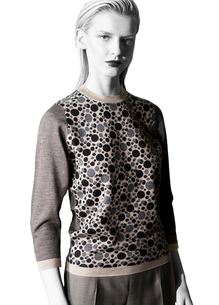 cashmere dot jacquard crew neck sweater camel grey black