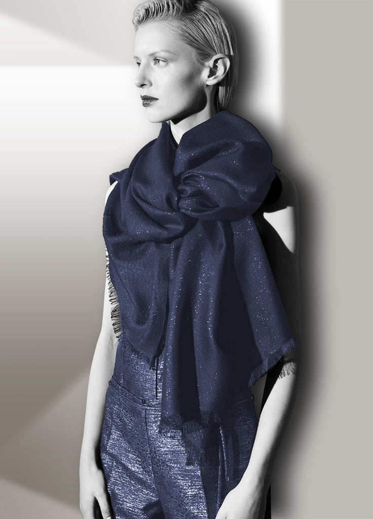 Cashmere lame scarf midnight navy on model