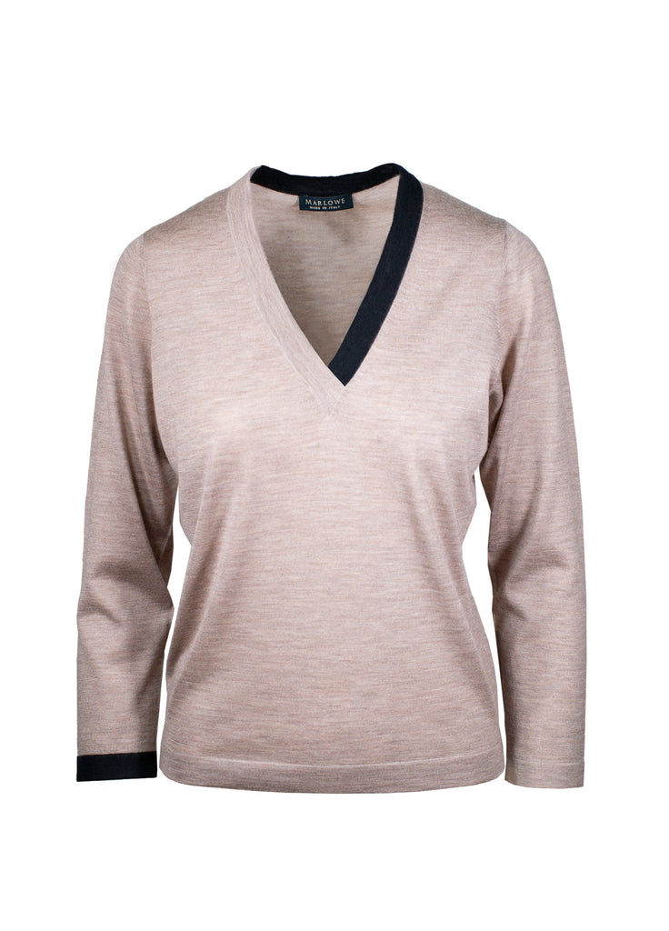 Cashmere second skin V-neck with two tone neck band natural quartz camel with black