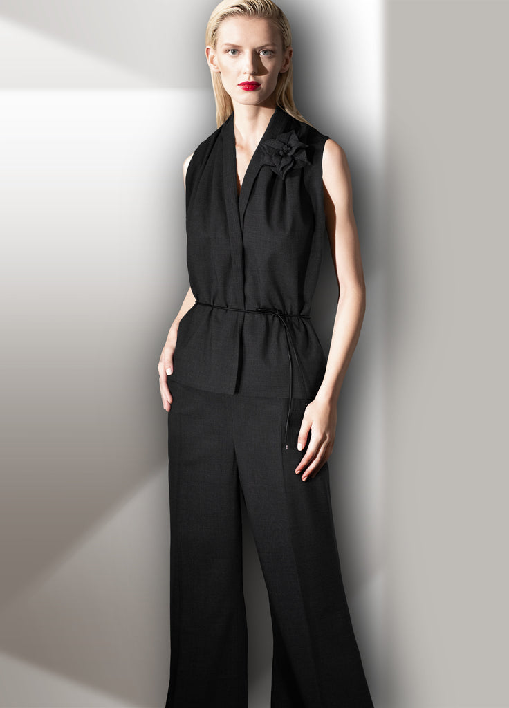 quadrato fine texture wide leg pant and scarf ensemble on model in black jumpsuit