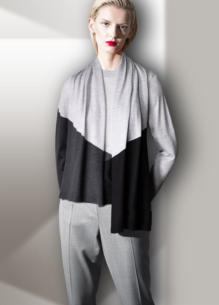 cashmere triple tone crew neck and scarf pearl white grey black on model