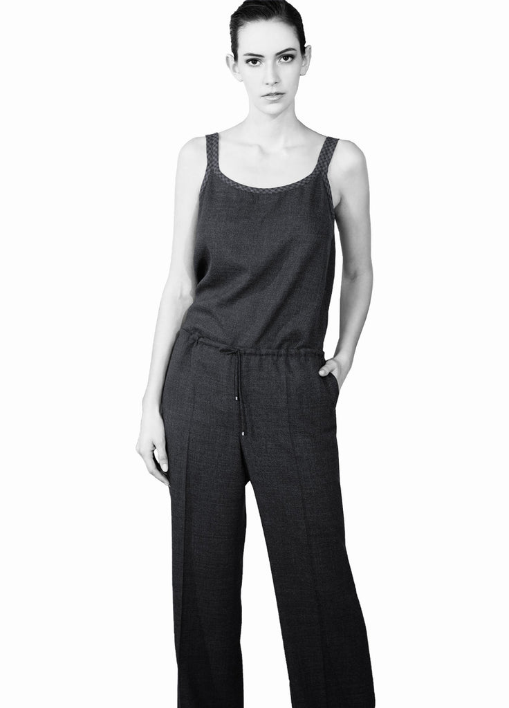 Women's drawstring pants with tank on model in black quartz